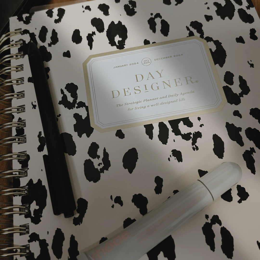 Chic & Organized: 2024 Planners That Will Instantly Elevate Your Life!